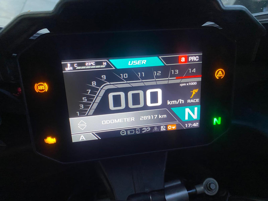 APRILIA RSV4 FACTORY - 2023 - KM 28917