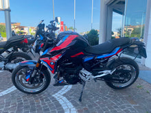 Carica l'immagine nel visualizzatore di Gallery, BMW F 900 R - 2023 - KM 11488