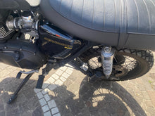 Carica l'immagine nel visualizzatore di Gallery, TRIUMPH SCRAMBLER 900 - 2015 - KM 14352