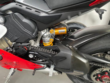 Carica l'immagine nel visualizzatore di Gallery, DUCATI PANIGALE V4 R - 2024 - KM 11408