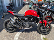 Carica l'immagine nel visualizzatore di Gallery, DUCATI MONSTER 937 - 2024 - KM 14444