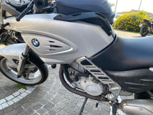 Carica l'immagine nel visualizzatore di Gallery, BMW F 650 CS SCARVER - 2002 - KM 24301