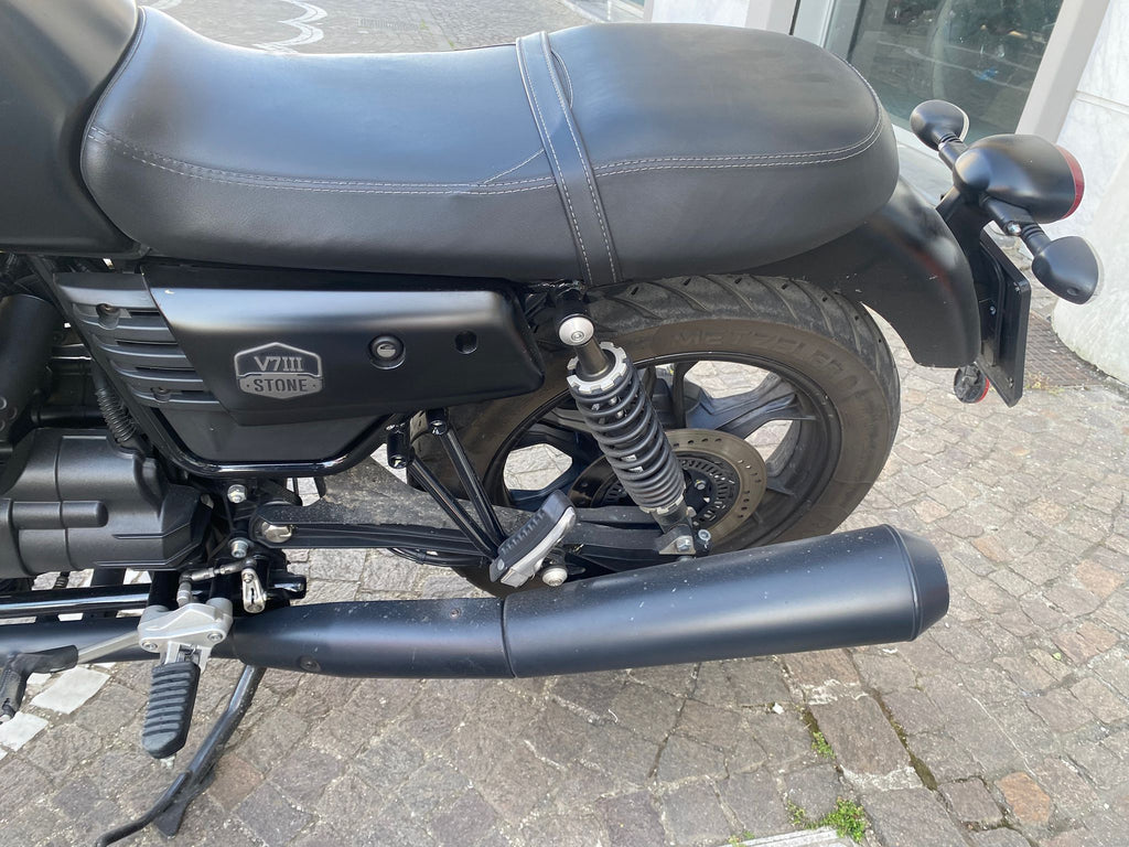 MOTO GUZZI V7 III STONE - 2020 - KM 24301
