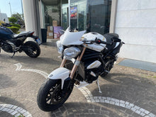 Carica l'immagine nel visualizzatore di Gallery, TRIUMPH SPEED TRIPLE 1050 - 2013 - KM 36751
