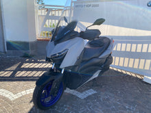Carica l'immagine nel visualizzatore di Gallery, YAMAHA X MAX 300 - 2021 - KM 41350