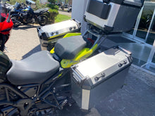 Carica l'immagine nel visualizzatore di Gallery, BENELLI TRK 702 X - 2023 - KM 10499