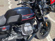 Carica l'immagine nel visualizzatore di Gallery, MOTO GUZZI V7 SPECIAL - 2024 - KM 7645