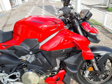 Carica l&#39;immagine nel visualizzatore di Gallery, DUCATI STREETFIGHTER V4 - 2025 - KM 427