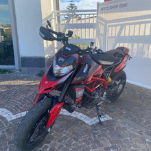 Carica l'immagine nel visualizzatore di Gallery, DUCATI HYPERMOTARD 950 - 2024 - KM 19220