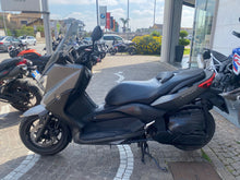 Carica l'immagine nel visualizzatore di Gallery, YAMAHA X MAX 400 - 2014 - KM 27495