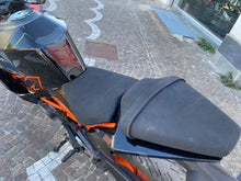Carica l'immagine nel visualizzatore di Gallery, KTM RC 125 - 2024 - KM 15452
