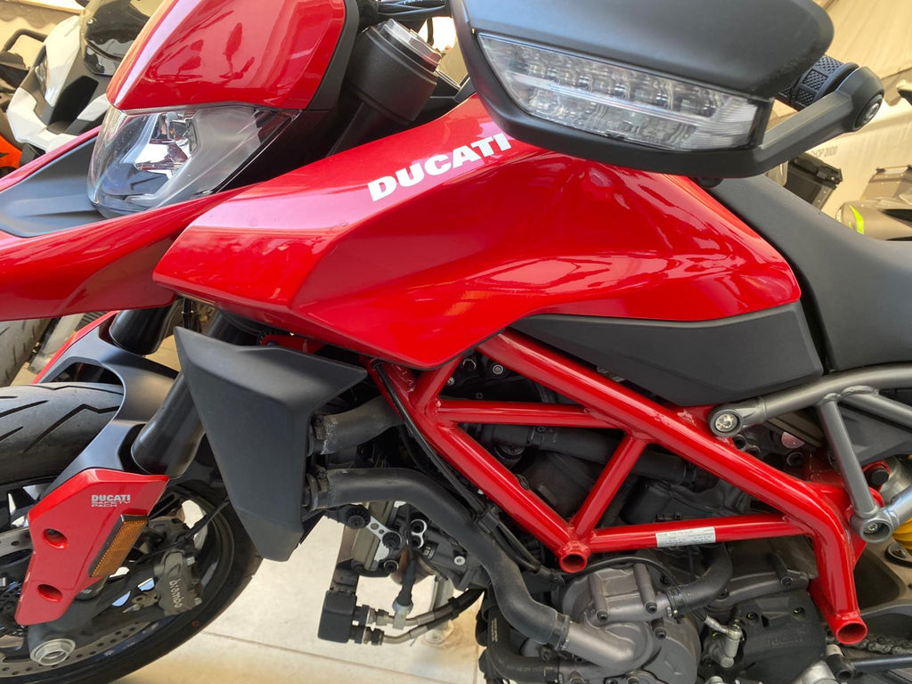 DUCATI HYPERMOTARD 950 - 2024 - KM 2689