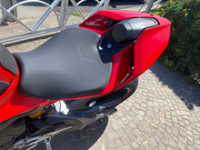 Carica l'immagine nel visualizzatore di Gallery, DUCATI STREETFIGHTER V4 S - 2025 - KM 15790