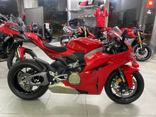 Carica l&#39;immagine nel visualizzatore di Gallery, DUCATI PANIGALE V4 - 2025 - KM 3332