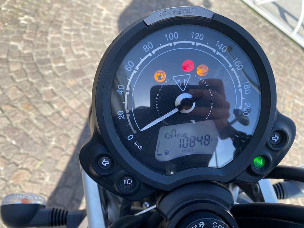 TRIUMPH SCRAMBLER 900 - 2023 - KM 10848