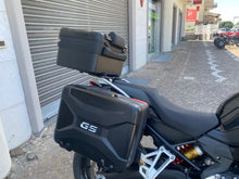 Carica l'immagine nel visualizzatore di Gallery, BMW F 800 GS - 2025 - KM 14132