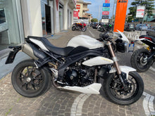 Carica l'immagine nel visualizzatore di Gallery, TRIUMPH SPEED TRIPLE 1050 - 2013 - KM 36751