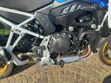 Carica l&#39;immagine nel visualizzatore di Gallery, BMW F 900 GS - 2025 - KM 3002
