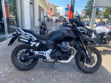Carica l'immagine nel visualizzatore di Gallery, MOTO GUZZI V85 STRADA - 2025 - KM 1401