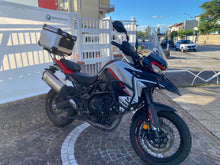 Carica l'immagine nel visualizzatore di Gallery, BENELLI TRK 702 X - 2024 - KM 9296