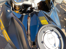Carica l'immagine nel visualizzatore di Gallery, BMW G 310 GS EDITION 40 YEARS - 2022 - KM 24846