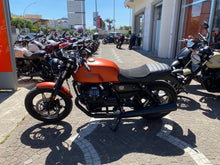 Carica l'immagine nel visualizzatore di Gallery, MOTO GUZZI V7 IV STONE - 2021 - KM 18083