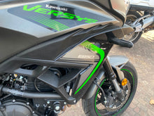 Carica l'immagine nel visualizzatore di Gallery, KAWASAKI VERSYS 650 - 2025 - KM 10082