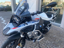 Carica l&#39;immagine nel visualizzatore di Gallery, BMW R 1250 GS ADVENTURE - 2023 - KM 7212