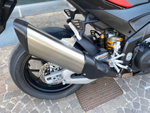 Carica l&#39;immagine nel visualizzatore di Gallery, APRILIA RSV4 FACTORY - 2025 - KM 6098