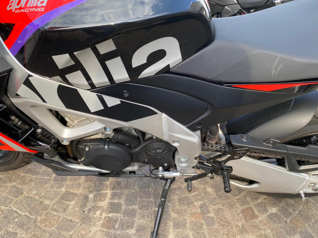 APRILIA TUONO V4 FACTORY - 2023 - KM 19199