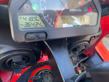 Carica l'immagine nel visualizzatore di Gallery, HONDA CBR 1000 RR - 2005 - KM 36434