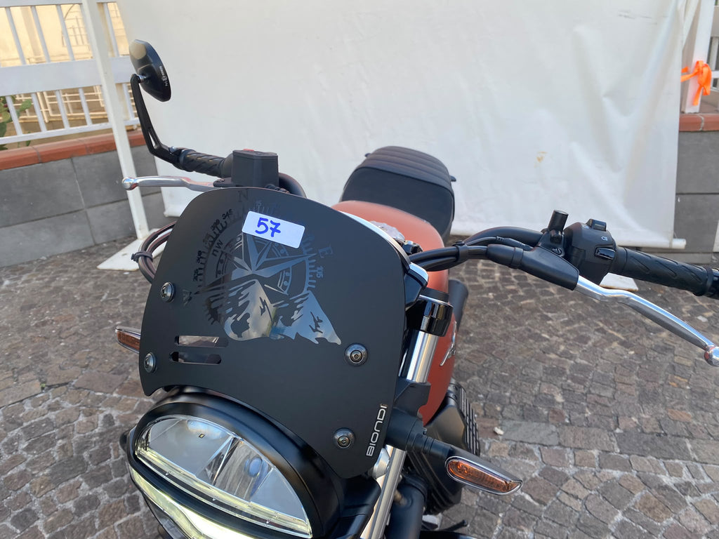 MOTO GUZZI V7 STONE - 2022 - KM 9127