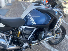 Carica l&#39;immagine nel visualizzatore di Gallery, BMW R 1250 GS ADVENTURE - 2023 - KM 7212