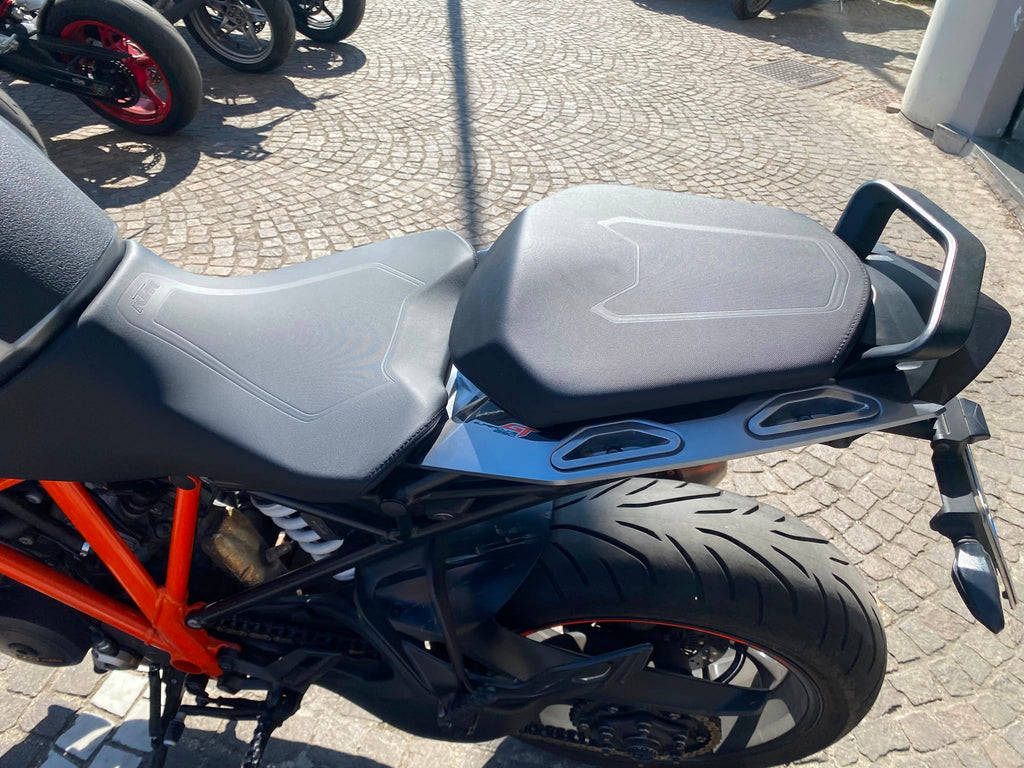 KTM 1290 SUPER DUKE GT - 2016 - KM 76008