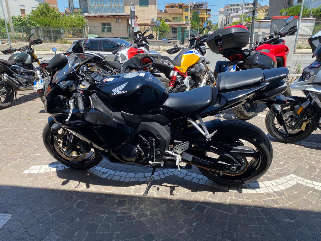 HONDA CBR 1000 RR FIREBLADE - 2006 - KM 7473