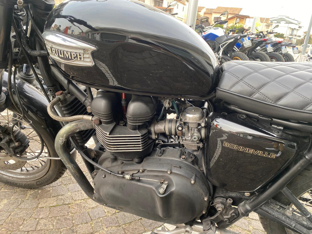 TRIUMPH BONNEVILLE T100 - 2006 - KM 76428