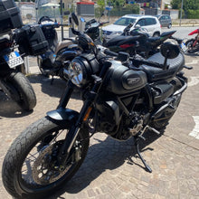 Carica l'immagine nel visualizzatore di Gallery, DUCATI SCRAMBLER 800 ICON - 2021 - KM 21151