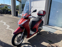 Carica l'immagine nel visualizzatore di Gallery, HONDA SH 350 - 2022 - KM 20456