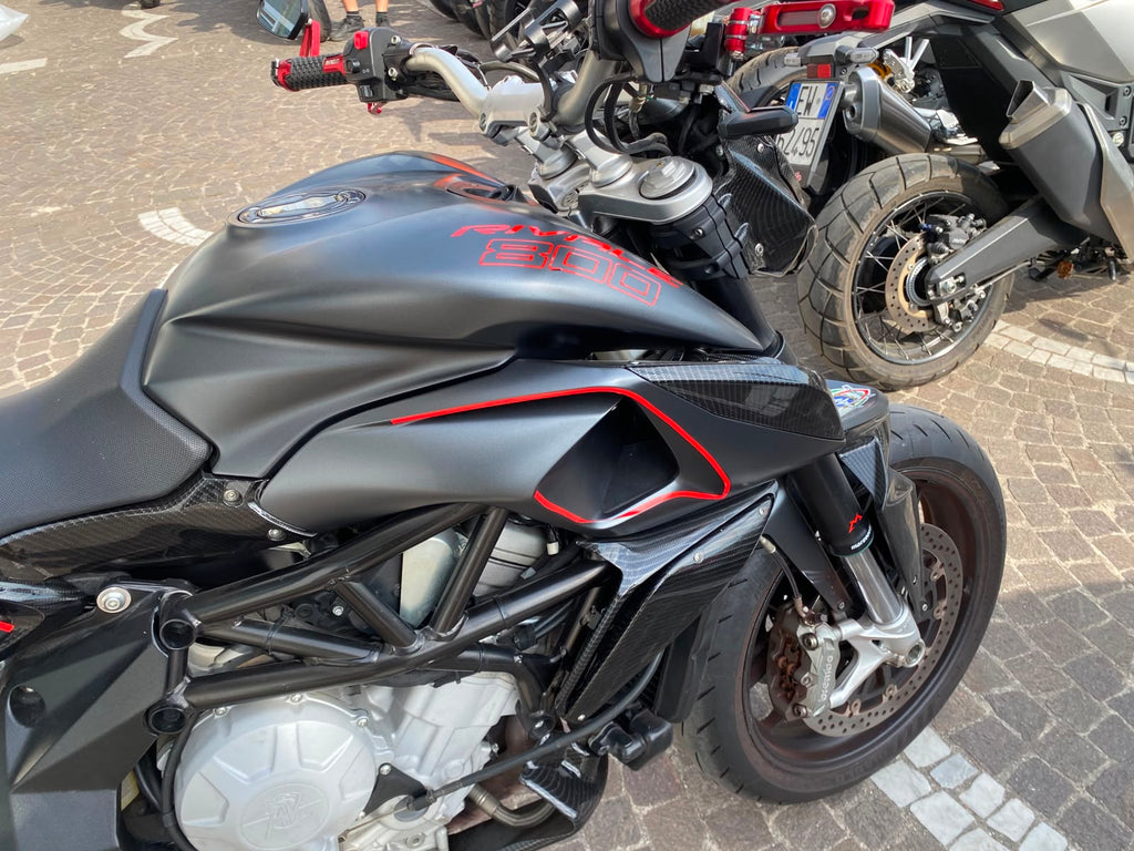 MV AGUSTA RIVALE 800 - 2015 - KM 23410