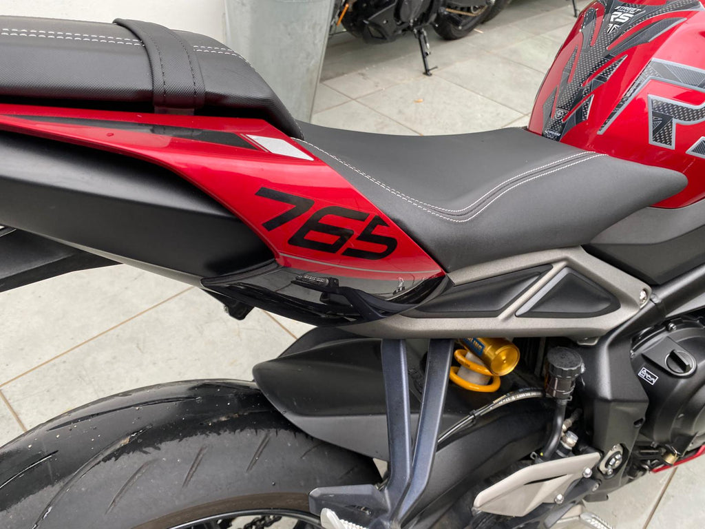 TRIUMPH STREET TRIPLE 765 RS - 2023 - KM 18207