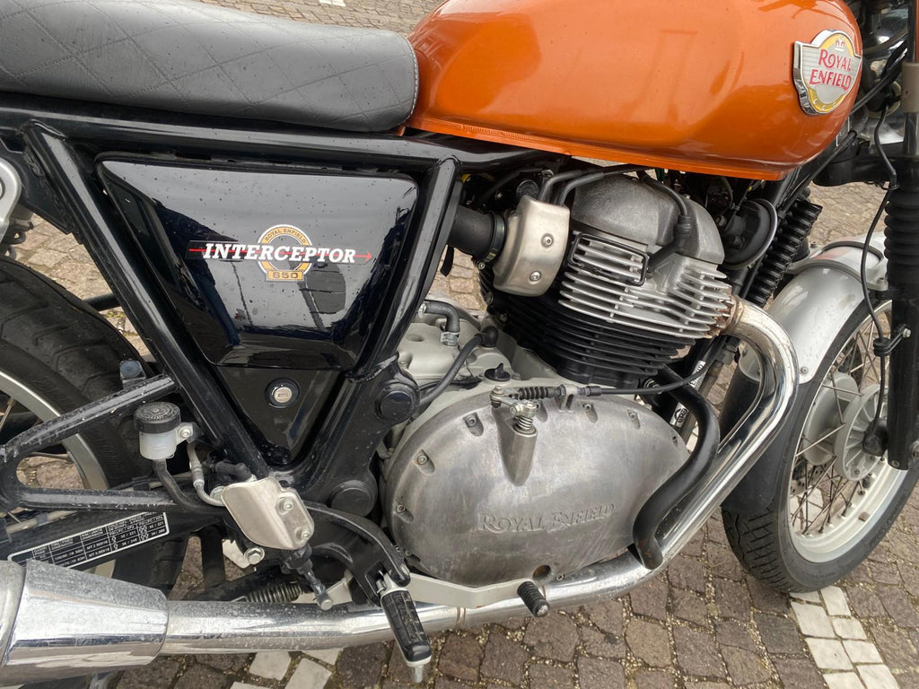 ROYAL ENFIELD INTERCEPTOR 650 - 2021 - KM 21479