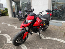 Carica l'immagine nel visualizzatore di Gallery, DUCATI HYPERMOTARD 950 - 2021 - KM 33110