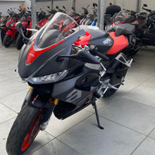 Carica l'immagine nel visualizzatore di Gallery, APRILIA RS 660 - 2022 - KM 8805
