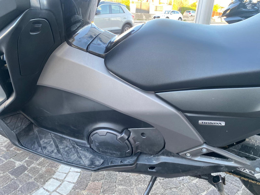 HONDA INTEGRA 700 - 2013 - KM 36427