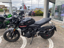 Carica l'immagine nel visualizzatore di Gallery, TRIUMPH TRIDENT 660 - 2024 - KM 18139