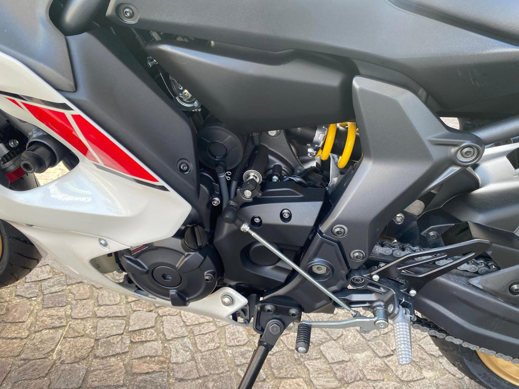 YAMAHA YZF R7 - 2023 - KM 8743