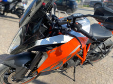Carica l&#39;immagine nel visualizzatore di Gallery, KTM 1290 SUPER DUKE - 2018 - KM 13057