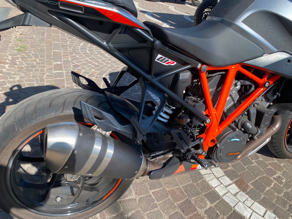 KTM 1290 SUPER DUKE GT - 2016 - KM 76008