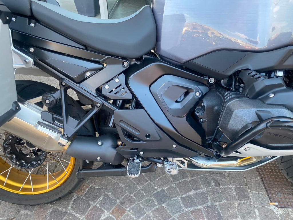 BMW R 1300 GS ADVENTURE TRIPLE BLACK - 2026 - KM 7064