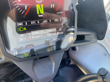Carica l'immagine nel visualizzatore di Gallery, DUCATI DESERT X - 2022 - KM 19382